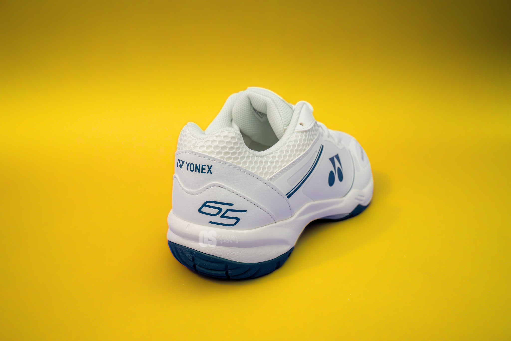 Yonex Power Cushion 65X4 - SHB65X4 Badminton Shoes Unisex (White)