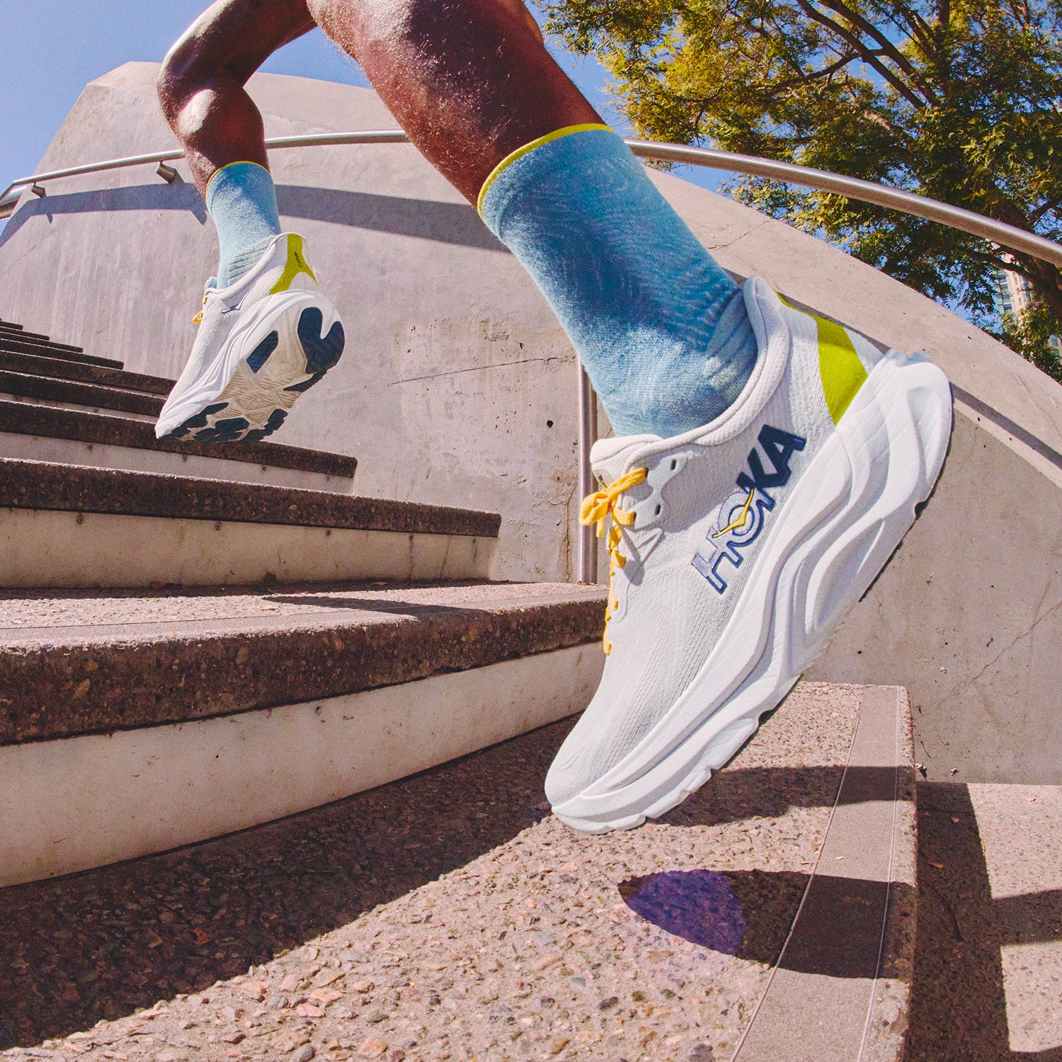 Hoka Arahi 8 Running Shoes Men - Stardust/ Cosmic Grey